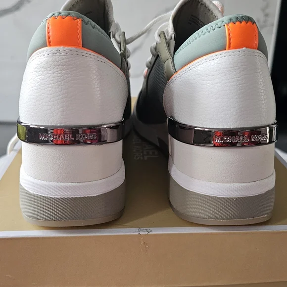 MICHAEL Michael Kors LIV TRAINER Sneakers in White, Green, and Orange - 9M - NIB - Picture 3 of 8